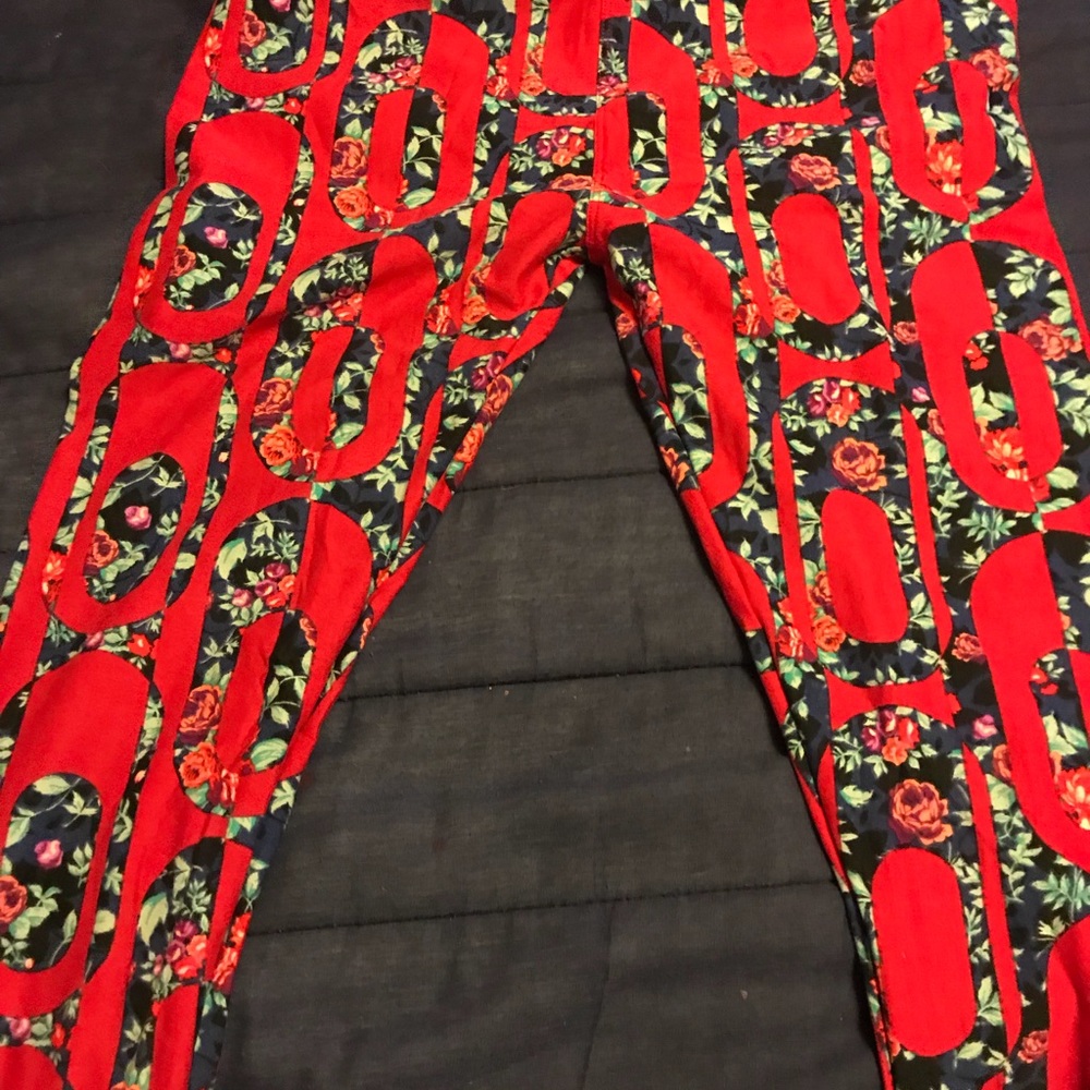 Tall and curvy Lulaore leggings